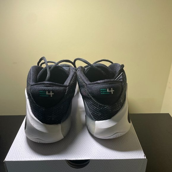 Nike Zoom Freak 1 Black White 1 of 1 Regular Show main image 5
